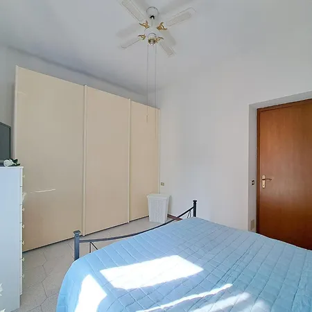 Casa Paola Con Garage Apartment